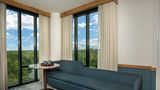 Merriweather Lakehouse-Autograph Coll Suite