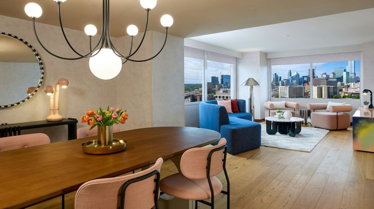 Downright Austin, A Renaissance Hotel Suite