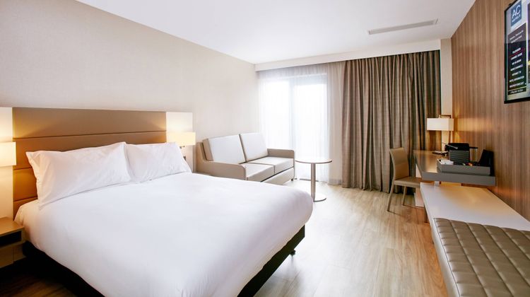 AC Hotel by Marriott Birmingham Room
