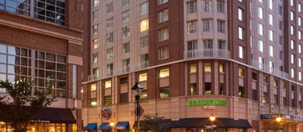 Courtyard by Marriott Inner Harbor Exterior