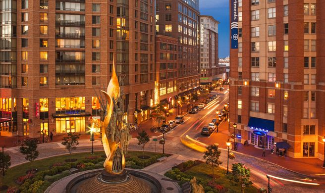 Courtyard by Marriott Inner Harbor Exterior