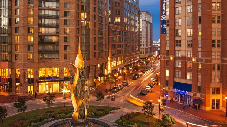 Courtyard by Marriott Inner Harbor Exterior