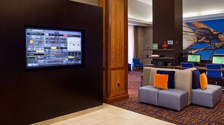 Courtyard by Marriott Inner Harbor Lobby