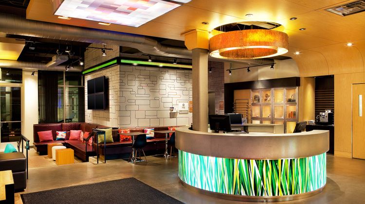 Aloft Arundel Mills BWI Airport Lobby