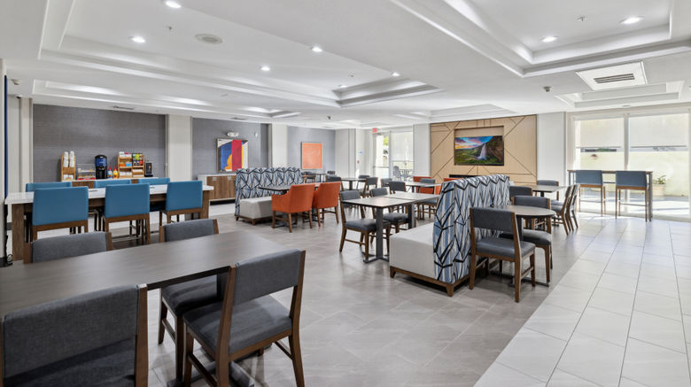 <b>Holiday Inn Express Hotel & Suites Exterior</b>. Images powered by <a href="https://www.leonardoworldwide.com/" title="Leonardo Worldwide" target="_blank">Leonardo</a>.