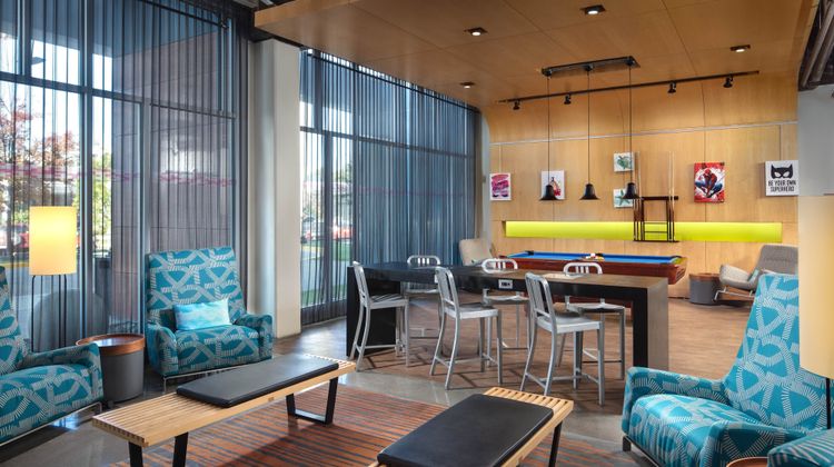 aloft BWI Baltimore Washington Intl Arpt Lobby