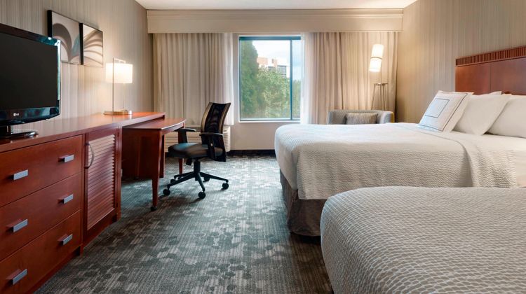 Courtyard Akron Fairlawn Room