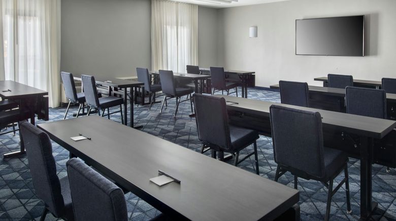<b>Courtyard by Marriott Annapolis Meeting</b>. Images powered by <a href="https://www.leonardoworldwide.com/" title="Leonardo Worldwide" target="_blank">Leonardo</a>.
