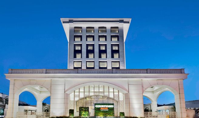 Courtyard by Marriott Bengaluru Hebbal Exterior