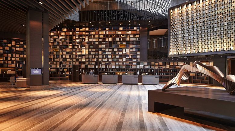 <b>Renaissance Beijing Wangfujing Hotel Lobby</b>. Images powered by <a href="https://www.leonardoworldwide.com/" title="Leonardo Worldwide" target="_blank">Leonardo</a>.