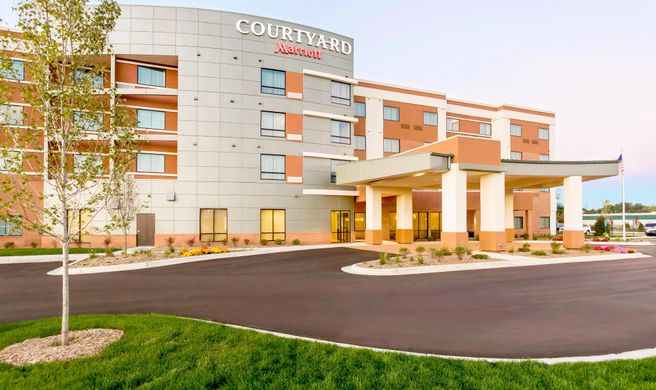 Courtyard by Marriott Kalamazoo Exterior