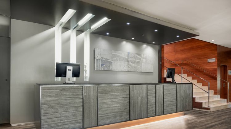 AC Hotel Badajoz Lobby