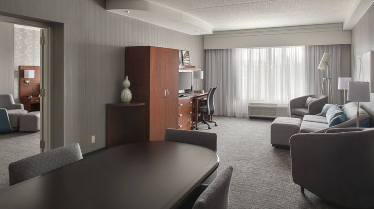 Courtyard BWI/Fort Meade Suite