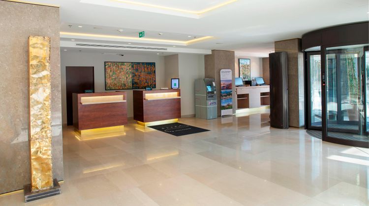 Courtyard Marriott Belgrade City Center Lobby