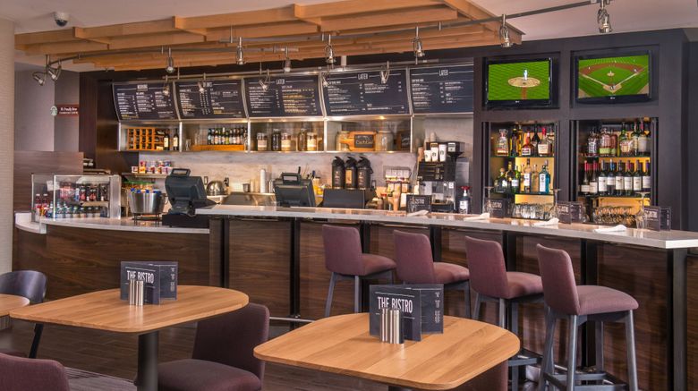 <b>Courtyard BWI/Fort Meade Restaurant</b>. Images powered by <a href="https://www.leonardoworldwide.com/" title="Leonardo Worldwide" target="_blank">Leonardo</a>.
