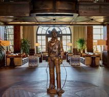 Hotel Drover, Autograph Collection Lobby