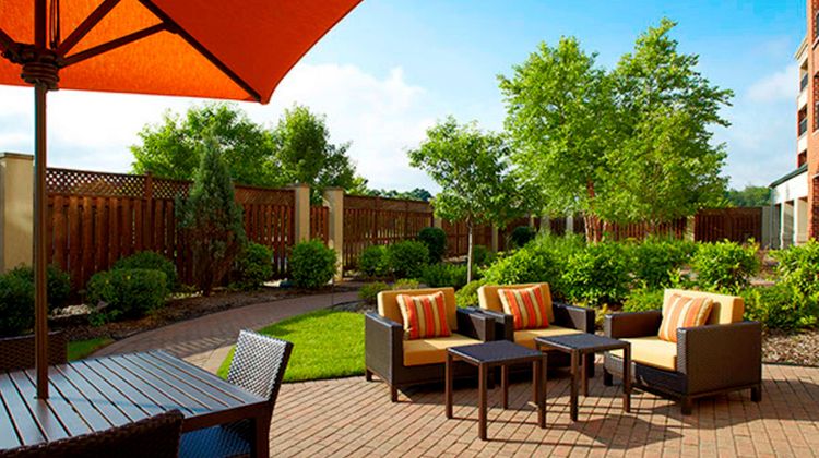 Courtyard Akron Stow Exterior