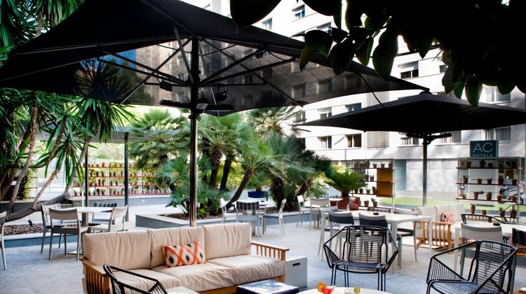 AC Victoria Suites Exterior
