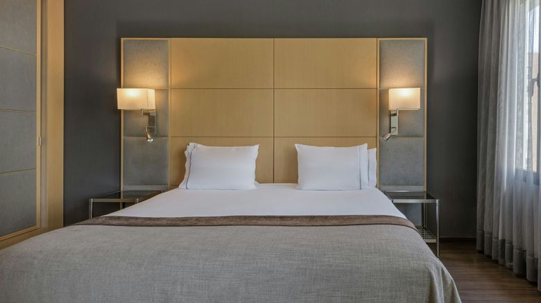 <b>AC Victoria Suites Room</b>. Images powered by <a href="https://www.leonardoworldwide.com/" title="Leonardo Worldwide" target="_blank">Leonardo</a>.
