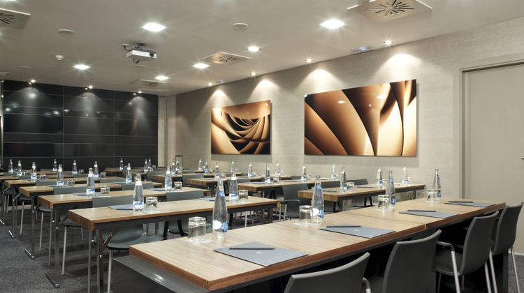 AC Victoria Suites Meeting