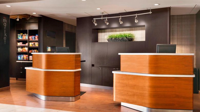 <b>Courtyard Bloomington/Normal Lobby</b>. Images powered by <a href="https://www.leonardoworldwide.com/" title="Leonardo Worldwide" target="_blank">Leonardo</a>.