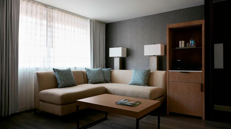 <b>Charlotte Marriott City Center Room</b>. Images powered by <a href="https://www.leonardoworldwide.com/" title="Leonardo Worldwide" target="_blank">Leonardo</a>.