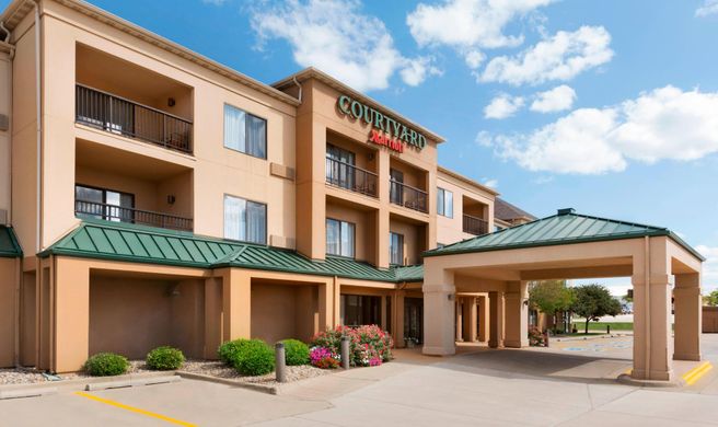 Courtyard Bloomington/Normal Exterior