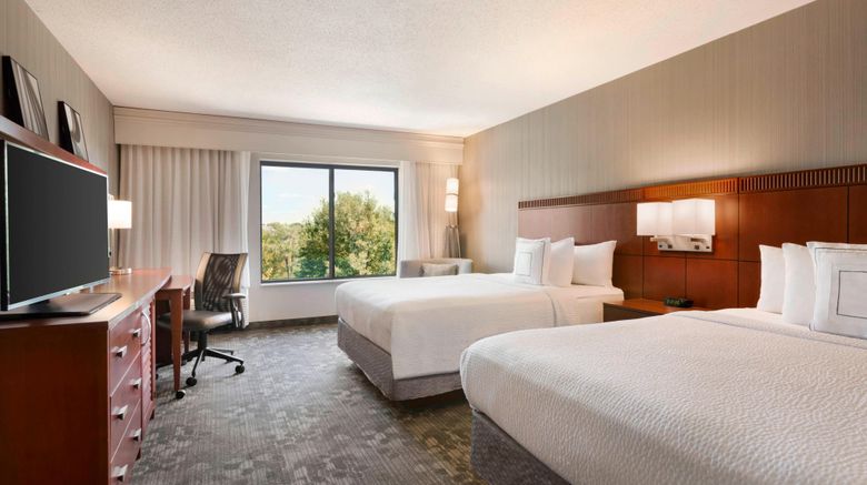 <b>Courtyard Bloomington/Normal Room</b>. Images powered by <a href="https://www.leonardoworldwide.com/" title="Leonardo Worldwide" target="_blank">Leonardo</a>.