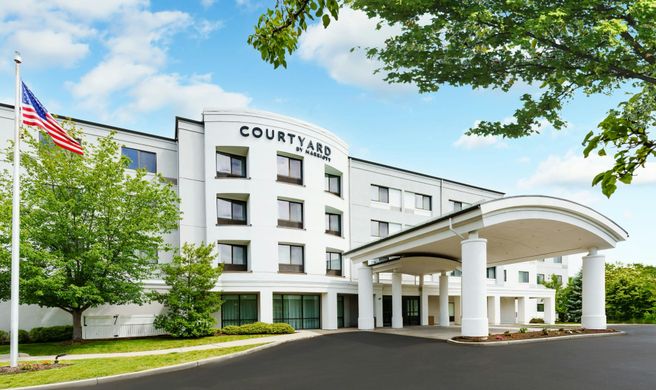 Courtyard Hartford Farmington Exterior