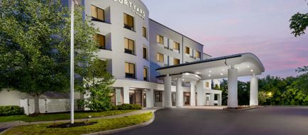Courtyard Hartford Farmington Exterior