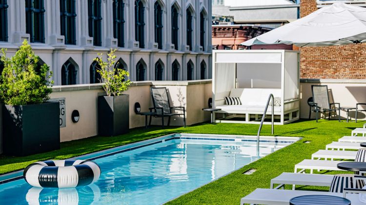 The Lindy Renaissance Charleston Hotel Pool