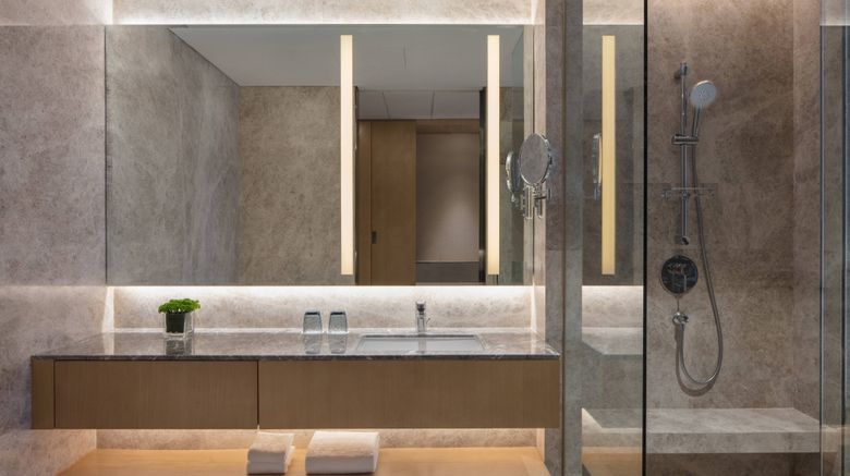 <b>Courtyard Zhengzhou Airport Room</b>. Images powered by <a href="https://www.leonardoworldwide.com/" title="Leonardo Worldwide" target="_blank">Leonardo</a>.