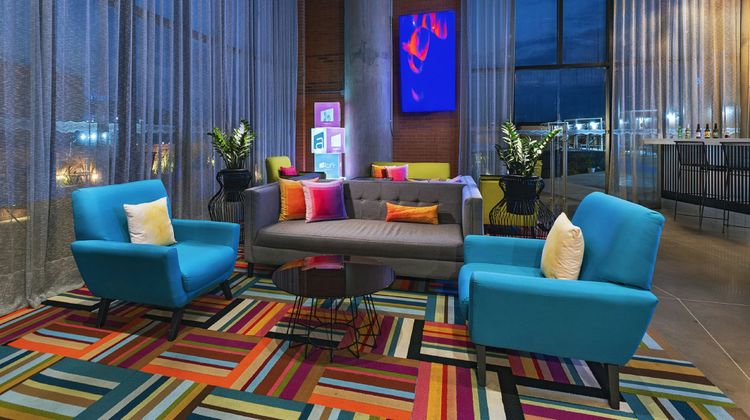 aloft Guadalajara Sur Lobby