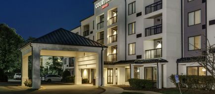 Courtyard by Marriott Nashville Opryland Exterior