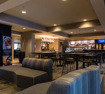Courtyard by Marriott Nashville Opryland Lobby