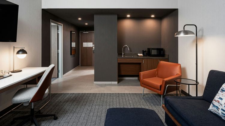 Courtyard Cleveland Marriott Room