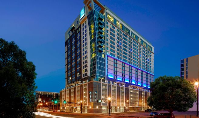 Residence Inn by Marriott Downtown Exterior