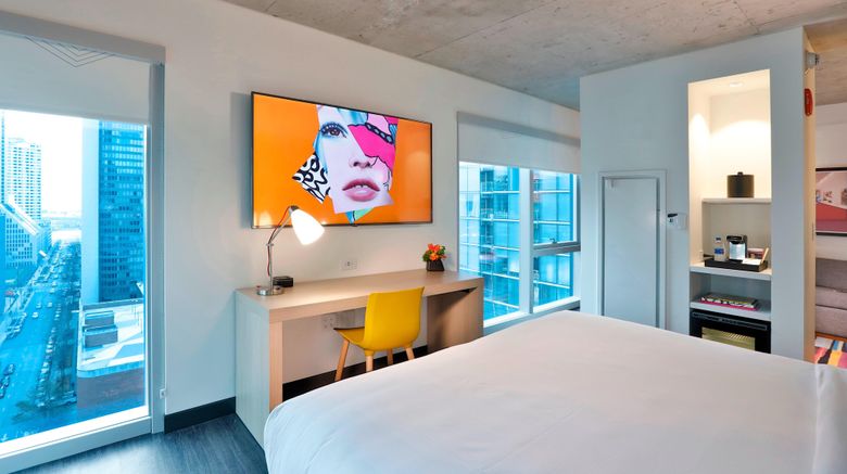 <b>Aloft Chicago Mag Mile Room</b>. Images powered by <a href="https://www.leonardoworldwide.com/" title="Leonardo Worldwide" target="_blank">Leonardo</a>.