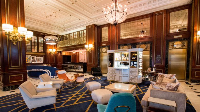 <b>The Blackstone Hotel, an Autograph Coll. Lobby</b>. Images powered by <a href="https://www.leonardoworldwide.com/" title="Leonardo Worldwide" target="_blank">Leonardo</a>.