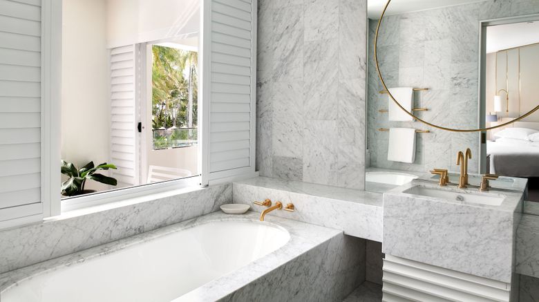 <b>Sheraton Grand Mirage Resort Port Douglas Room</b>. Images powered by <a href="https://www.leonardoworldwide.com/" title="Leonardo Worldwide" target="_blank">Leonardo</a>.