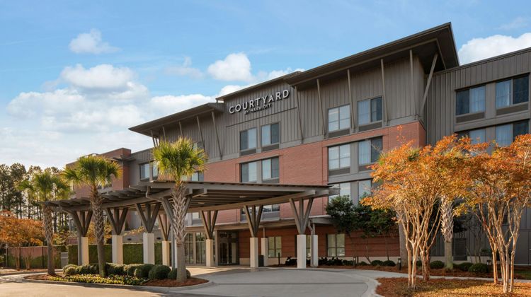 Courtyard by Marriott Charleston Exterior