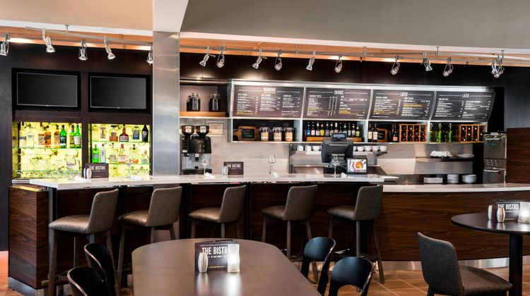 Courtyard by Marriott Chicago O'Hare Restaurant