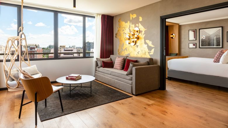 <b>Renaissance Bordeaux Hotel Suite</b>. Images powered by <a href="https://www.leonardoworldwide.com/" title="Leonardo Worldwide" target="_blank">Leonardo</a>.