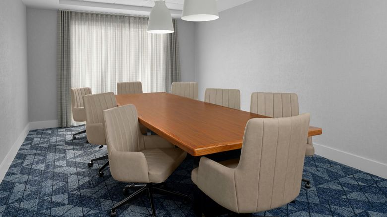 <b>Courtyard by Marriott Charleston Meeting</b>. Images powered by <a href="https://www.leonardoworldwide.com/" title="Leonardo Worldwide" target="_blank">Leonardo</a>.