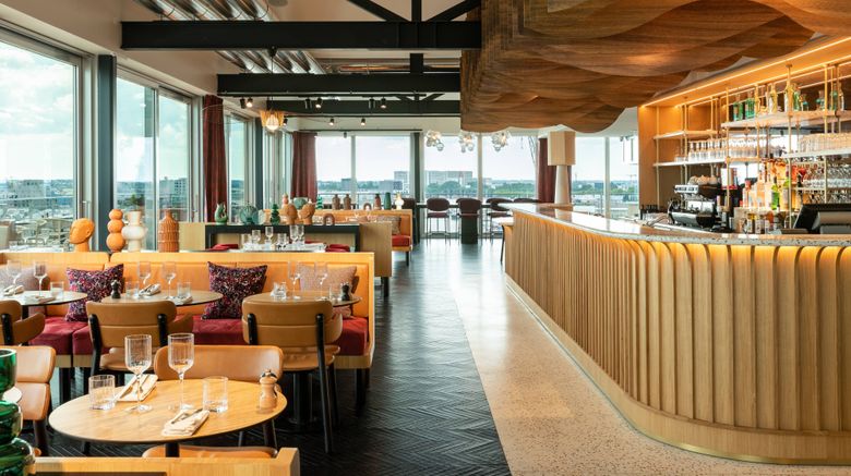 <b>Renaissance Bordeaux Hotel Restaurant</b>. Images powered by <a href="https://www.leonardoworldwide.com/" title="Leonardo Worldwide" target="_blank">Leonardo</a>.