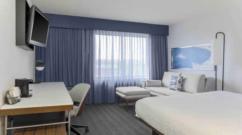 <b>Courtyard Boulder Broomfield Room</b>. Images powered by <a href="https://www.leonardoworldwide.com/" title="Leonardo Worldwide" target="_blank">Leonardo</a>.