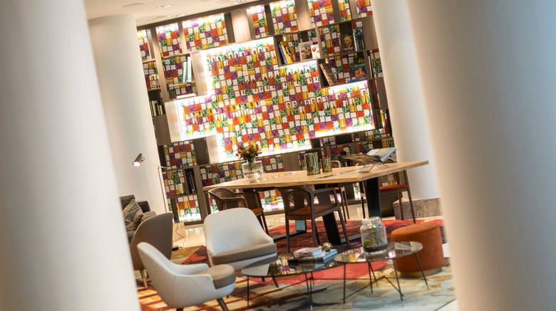 <b>Renaissance Brussels Hotel Lobby</b>. Images powered by <a href="https://www.leonardoworldwide.com/" title="Leonardo Worldwide" target="_blank">Leonardo</a>.