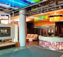 Aloft Chicago Downtown River North Lobby