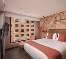 The Artisan D.C. Hotel, Autograph Coll Room