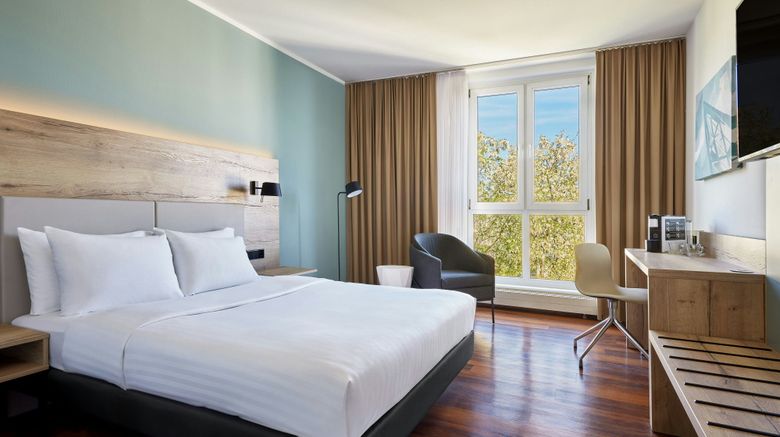 <b>Courtyard Dresden Room</b>. Images powered by <a href="https://www.leonardoworldwide.com/" title="Leonardo Worldwide" target="_blank">Leonardo</a>.